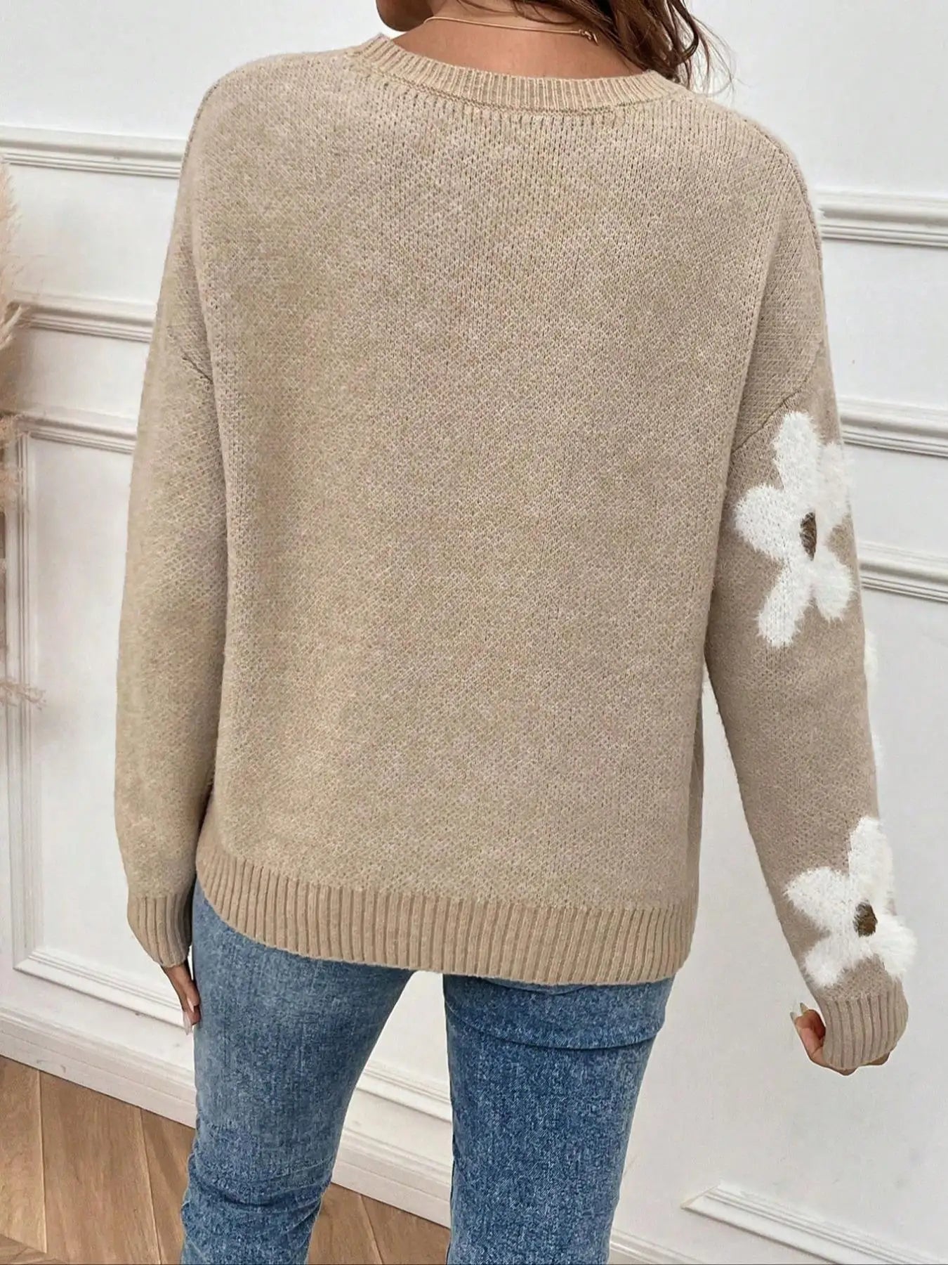 Women's Round Neck Knit Sweater