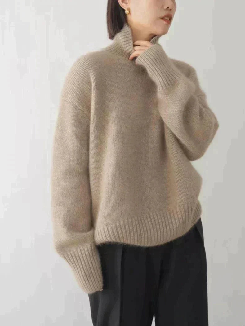 Camille | Relaxed turleneck Sweater