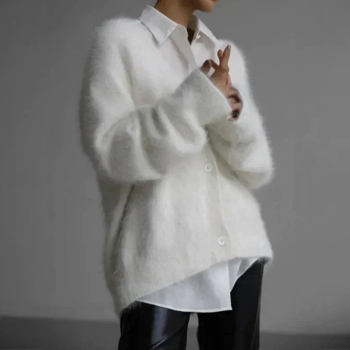 Scottie | Women’s V-Neck Relaxed Fit Cardigan