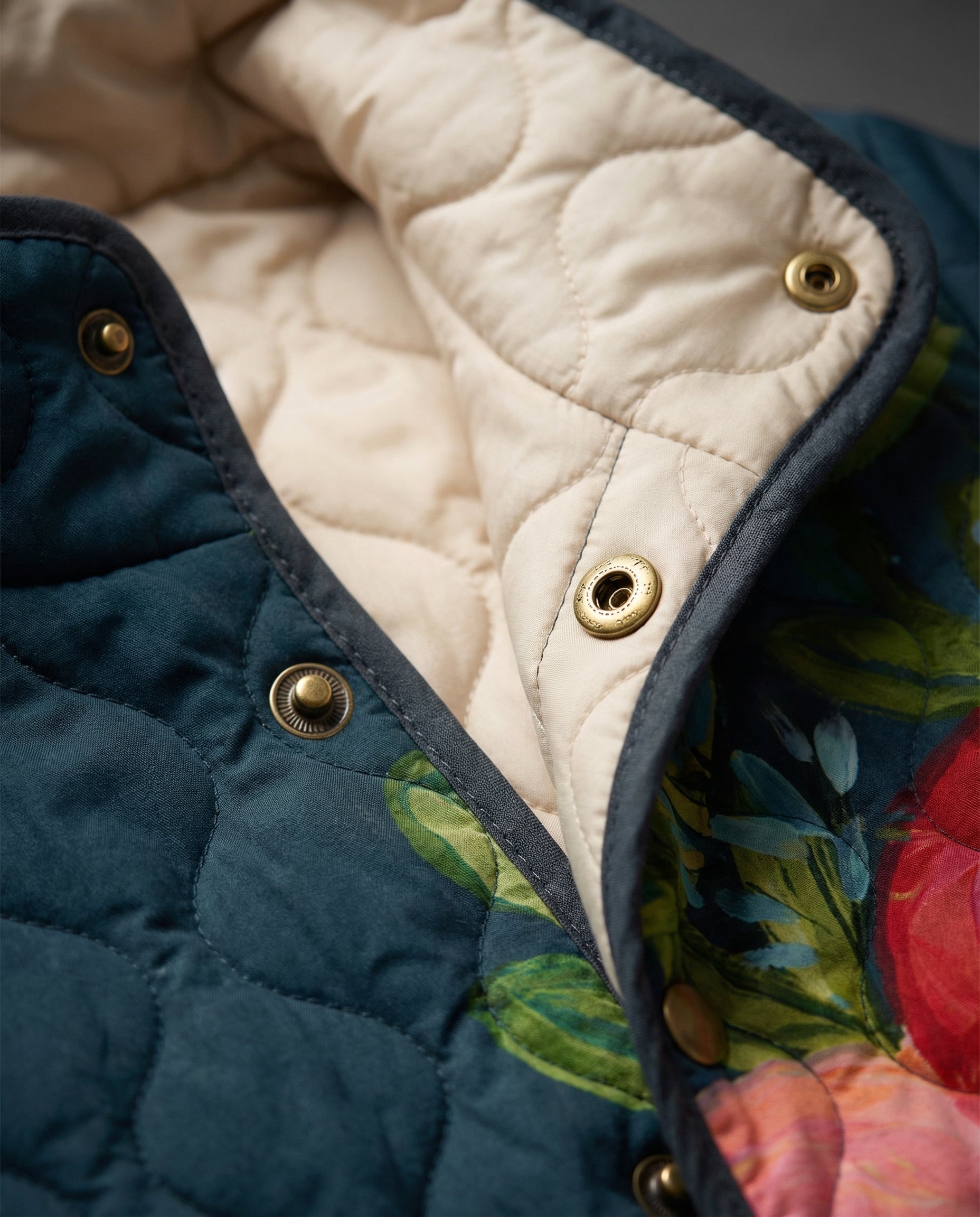 Amaya | Vintage Floral Quilted Jacket
